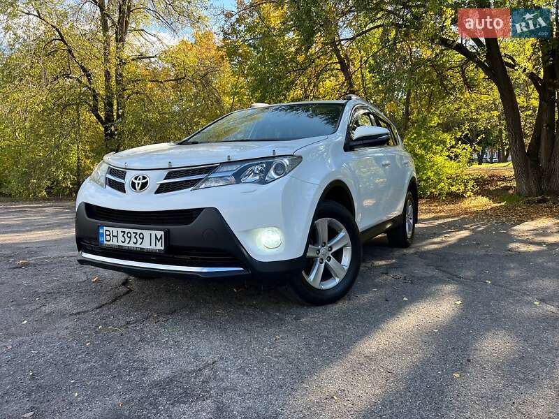 Внедорожник / Кроссовер Toyota RAV4 2014 в Одессе фото 7 Внедорожник / Кроссовер Toyota RAV4 2014 в Одессе