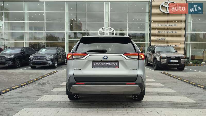Позашляховик / Кросовер Toyota RAV4 2019 в Києві фото 4 Позашляховик / Кросовер Toyota RAV4 2019 в Києві