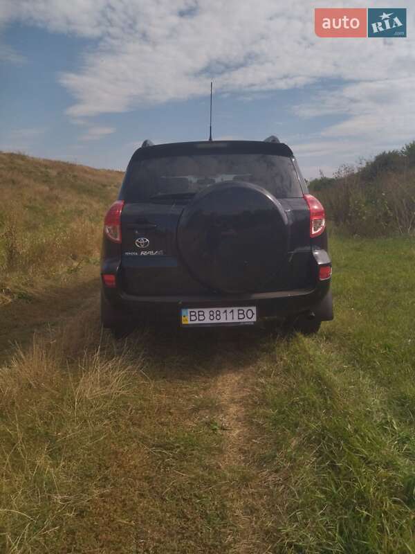 Позашляховик / Кросовер Toyota RAV4 2008 в Білій Церкві