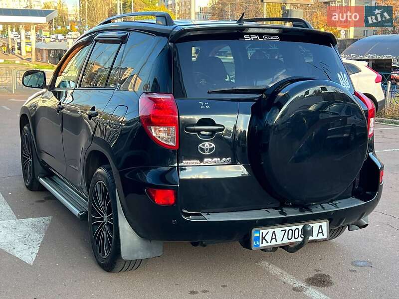 Внедорожник / Кроссовер Toyota RAV4 2008 в Киеве