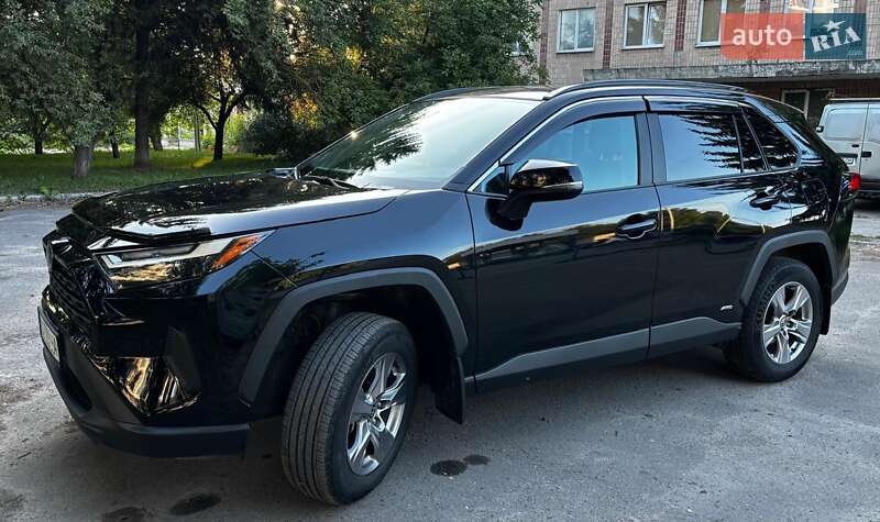 Внедорожник / Кроссовер Toyota RAV4 2023 в Черновцах фото 2 Внедорожник / Кроссовер Toyota RAV4 2023 в Черновцах
