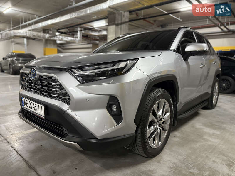 Внедорожник / Кроссовер Toyota RAV4 2023 в Днепре фото 2 Внедорожник / Кроссовер Toyota RAV4 2023 в Днепре