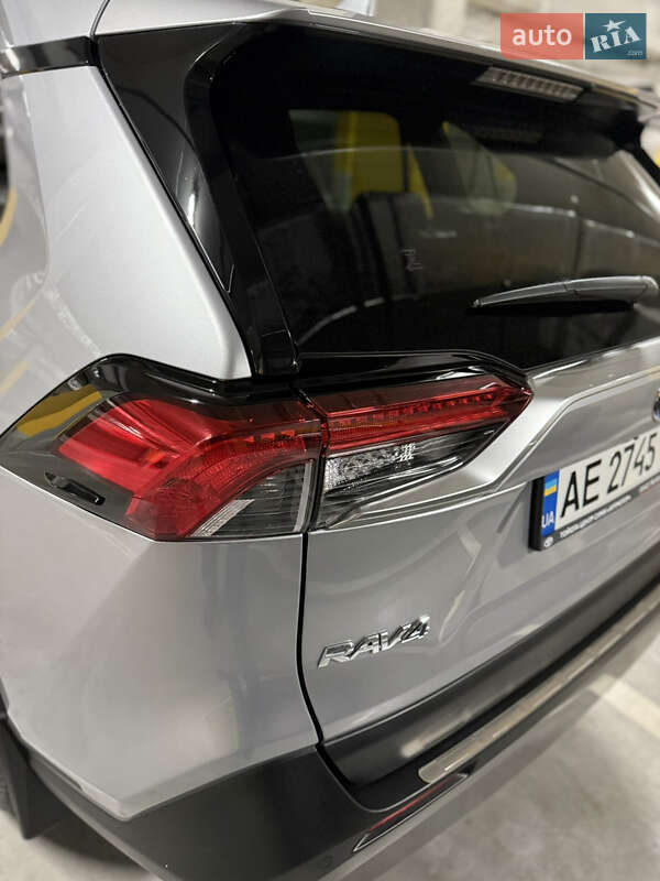 Внедорожник / Кроссовер Toyota RAV4 2023 в Днепре фото 19 Внедорожник / Кроссовер Toyota RAV4 2023 в Днепре