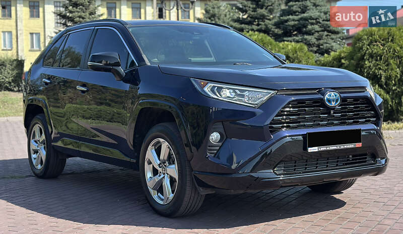 Внедорожник / Кроссовер Toyota RAV4 2021 в Днепре фото 9 Внедорожник / Кроссовер Toyota RAV4 2021 в Днепре