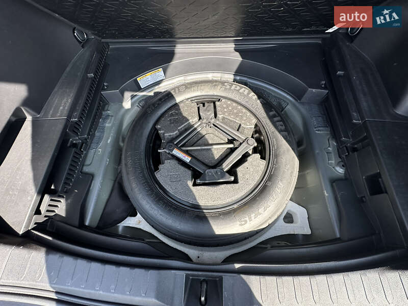 Внедорожник / Кроссовер Toyota RAV4 2021 в Днепре фото 58 Внедорожник / Кроссовер Toyota RAV4 2021 в Днепре