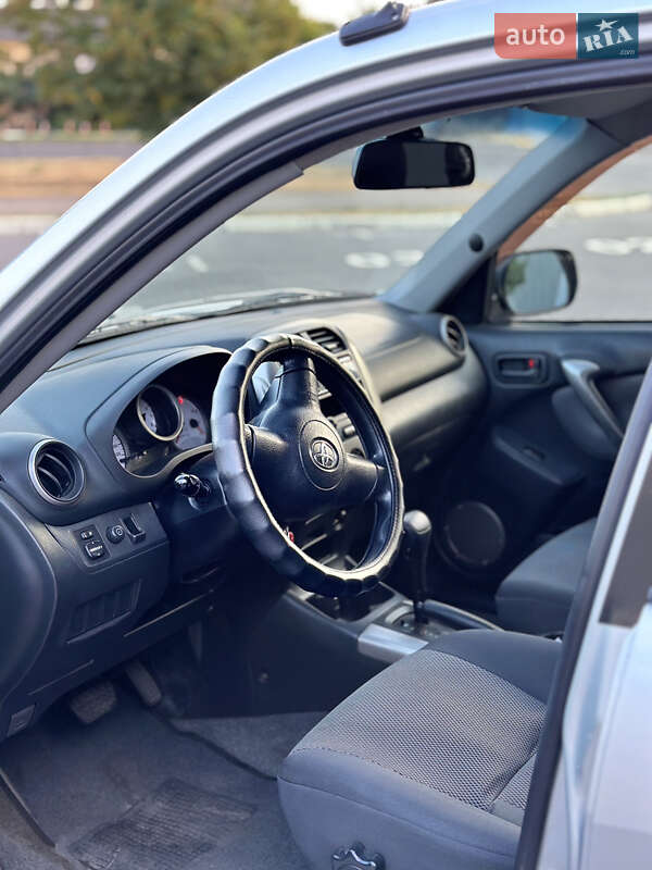 Внедорожник / Кроссовер Toyota RAV4 2004 в Харькове фото 9 Внедорожник / Кроссовер Toyota RAV4 2004 в Харькове