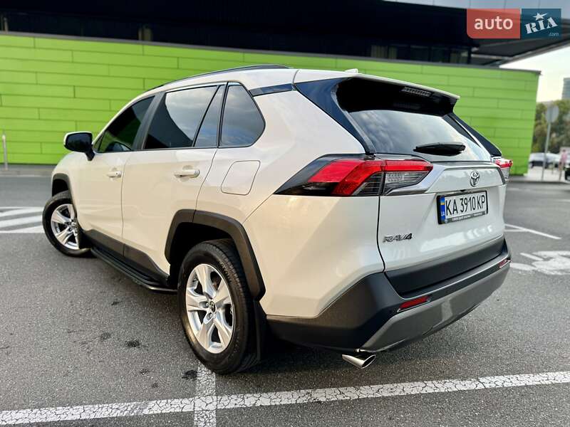 Внедорожник / Кроссовер Toyota RAV4 2019 в Киеве фото 21 Внедорожник / Кроссовер Toyota RAV4 2019 в Киеве
