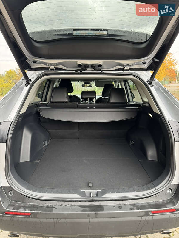 Позашляховик / Кросовер Toyota RAV4 2024 в Надвірній