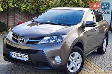 Внедорожник / Кроссовер Toyota RAV4 2015 в Киеве