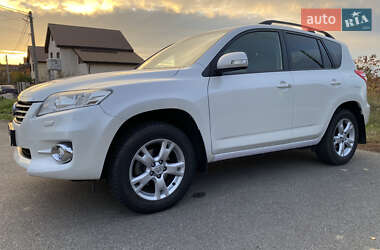 Внедорожник / Кроссовер Toyota RAV4 2012 в Киеве