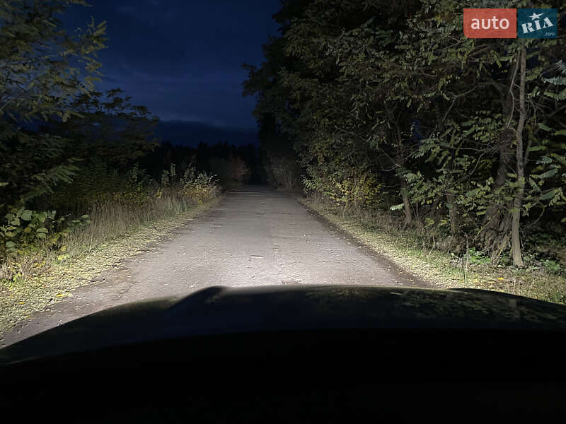 Позашляховик / Кросовер Toyota RAV4 2012 в Києві