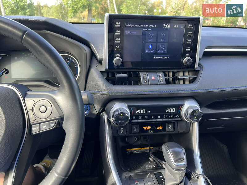 Внедорожник / Кроссовер Toyota RAV4 2021 в Киеве фото 16 Внедорожник / Кроссовер Toyota RAV4 2021 в Киеве