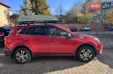 Внедорожник / Кроссовер Toyota RAV4 2015 в Ивано-Франковске