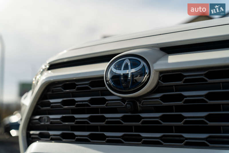 Внедорожник / Кроссовер Toyota RAV4 2020 в Черновцах фото 17 Внедорожник / Кроссовер Toyota RAV4 2020 в Черновцах