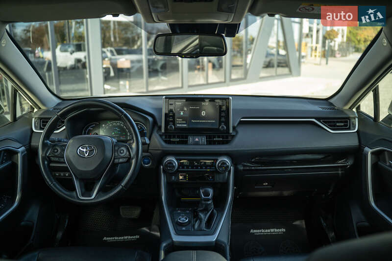 Внедорожник / Кроссовер Toyota RAV4 2020 в Черновцах фото 26 Внедорожник / Кроссовер Toyota RAV4 2020 в Черновцах