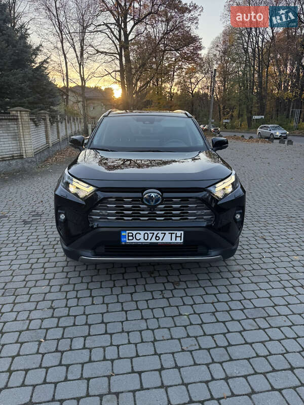 Внедорожник / Кроссовер Toyota RAV4 2023 в Львове фото Внедорожник / Кроссовер Toyota RAV4 2023 в Львове