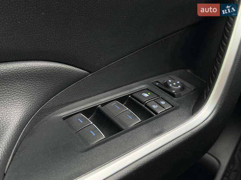 Внедорожник / Кроссовер Toyota RAV4 2022 в Киеве фото 16 Внедорожник / Кроссовер Toyota RAV4 2022 в Киеве