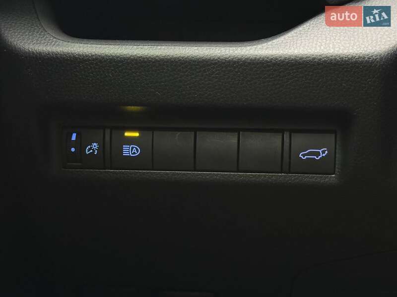 Внедорожник / Кроссовер Toyota RAV4 2022 в Киеве фото 17 Внедорожник / Кроссовер Toyota RAV4 2022 в Киеве