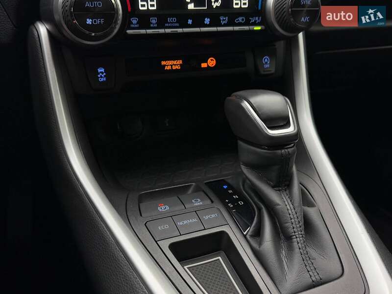 Внедорожник / Кроссовер Toyota RAV4 2022 в Киеве фото 22 Внедорожник / Кроссовер Toyota RAV4 2022 в Киеве