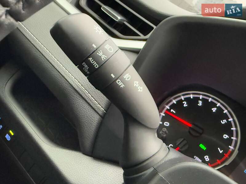 Внедорожник / Кроссовер Toyota RAV4 2022 в Киеве фото 27 Внедорожник / Кроссовер Toyota RAV4 2022 в Киеве