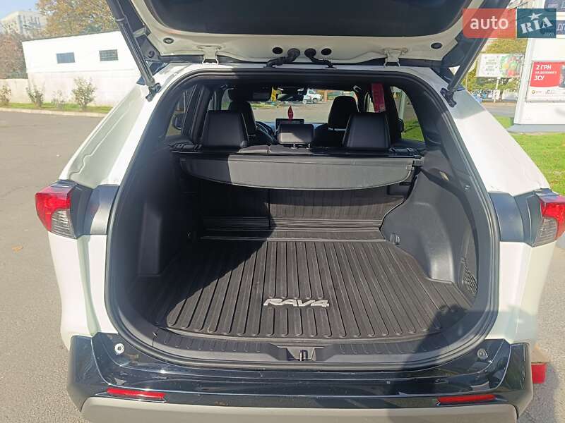 Внедорожник / Кроссовер Toyota RAV4 2022 в Одессе фото 12 Внедорожник / Кроссовер Toyota RAV4 2022 в Одессе