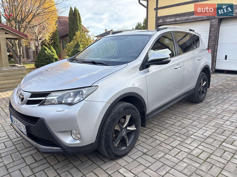Toyota RAV4 2013