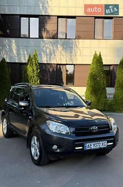 Внедорожник / Кроссовер Toyota RAV4 2006 в Днепре