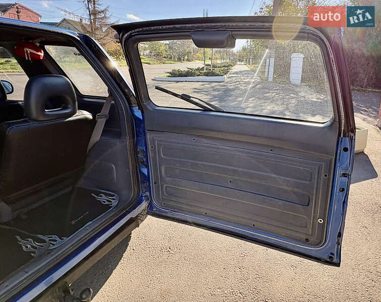 Позашляховик / Кросовер Toyota RAV4 1995 в Одесі