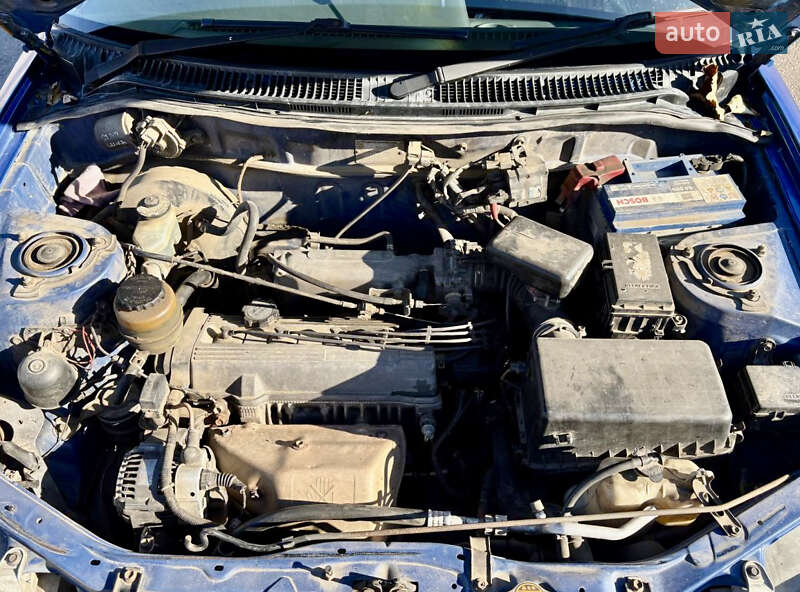 Позашляховик / Кросовер Toyota RAV4 1995 в Одесі