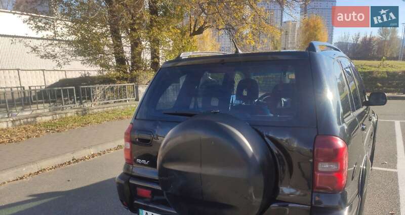 Внедорожник / Кроссовер Toyota RAV4 2004 в Киеве фото 4 Внедорожник / Кроссовер Toyota RAV4 2004 в Киеве
