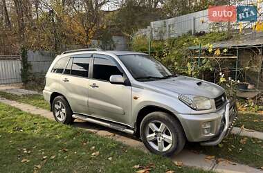 Внедорожник / Кроссовер Toyota RAV4 2002 в Переяславе