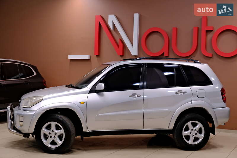 Позашляховик / Кросовер Toyota RAV4 2001 в Одесі