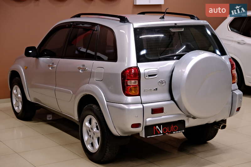 Позашляховик / Кросовер Toyota RAV4 2001 в Одесі