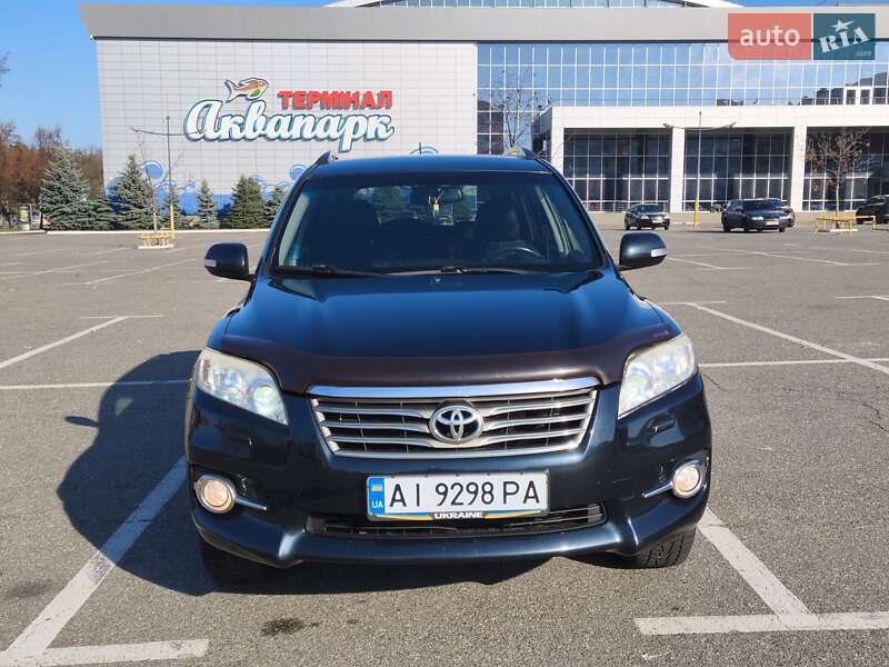 Позашляховик / Кросовер Toyota RAV4 2011 в Броварах
