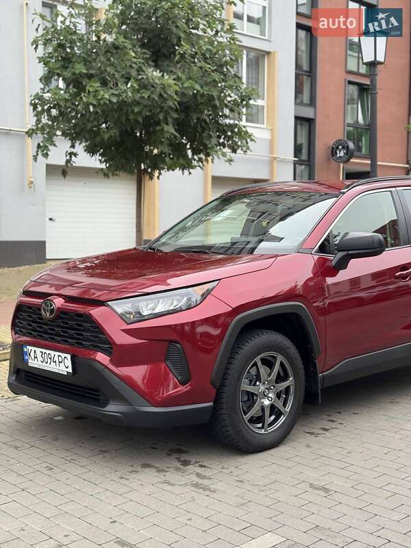 Позашляховик / Кросовер Toyota RAV4 2018 в Києві фото 6 Позашляховик / Кросовер Toyota RAV4 2018 в Києві