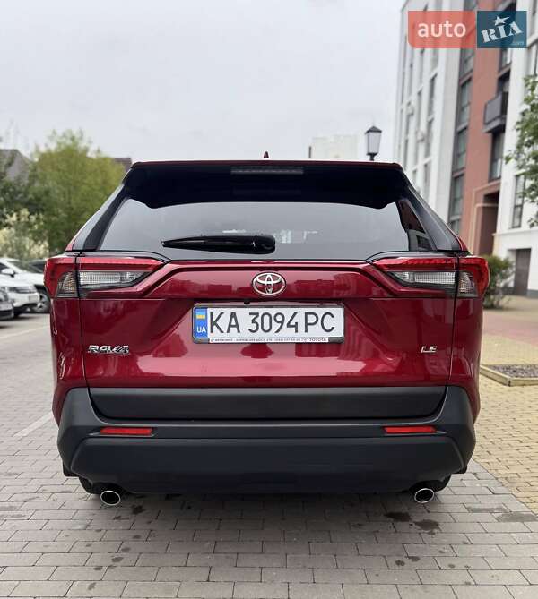 Позашляховик / Кросовер Toyota RAV4 2018 в Києві фото 10 Позашляховик / Кросовер Toyota RAV4 2018 в Києві