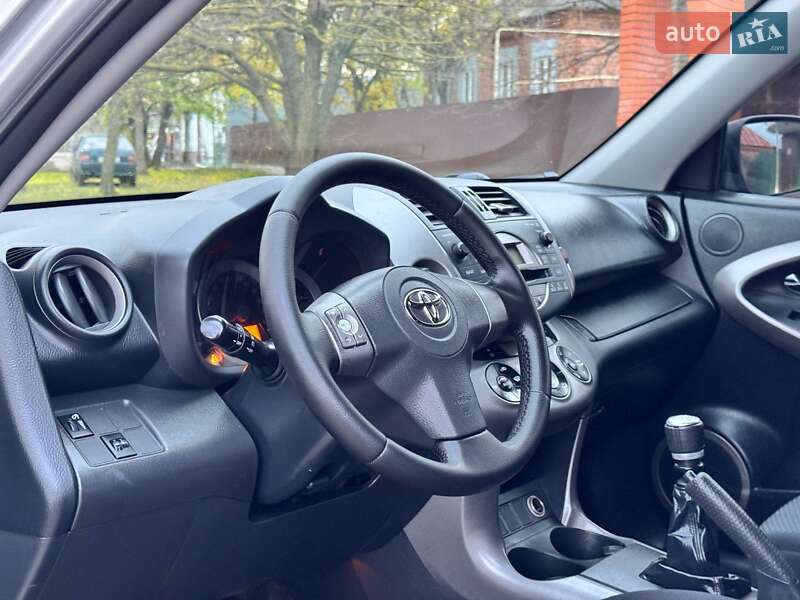 Внедорожник / Кроссовер Toyota RAV4 2009 в Ахтырке фото 6 Внедорожник / Кроссовер Toyota RAV4 2009 в Ахтырке