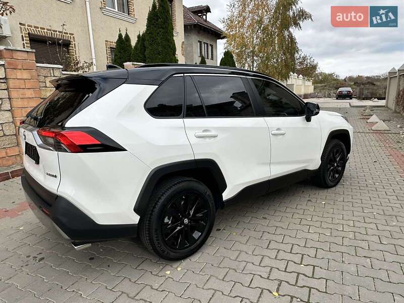 Внедорожник / Кроссовер Toyota RAV4 2023 в Одессе фото 10 Внедорожник / Кроссовер Toyota RAV4 2023 в Одессе
