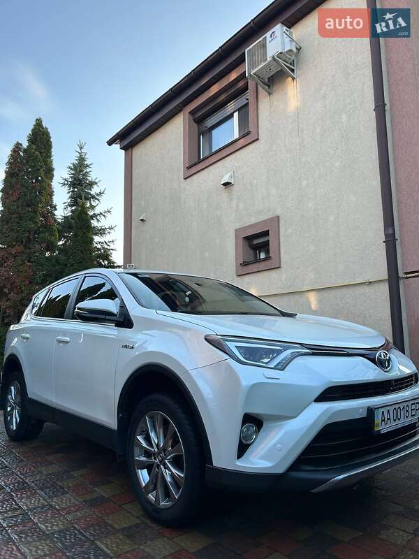 Внедорожник / Кроссовер Toyota RAV4 2017 в Киеве фото 21 Внедорожник / Кроссовер Toyota RAV4 2017 в Киеве