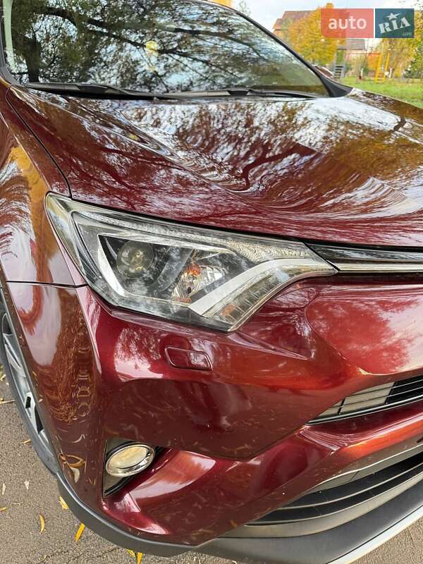 Внедорожник / Кроссовер Toyota RAV4 2017 в Ровно фото 10 Внедорожник / Кроссовер Toyota RAV4 2017 в Ровно