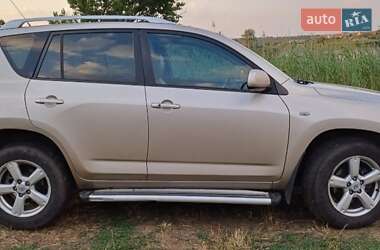 Позашляховик / Кросовер Toyota RAV4 2007 в Кривому Розі