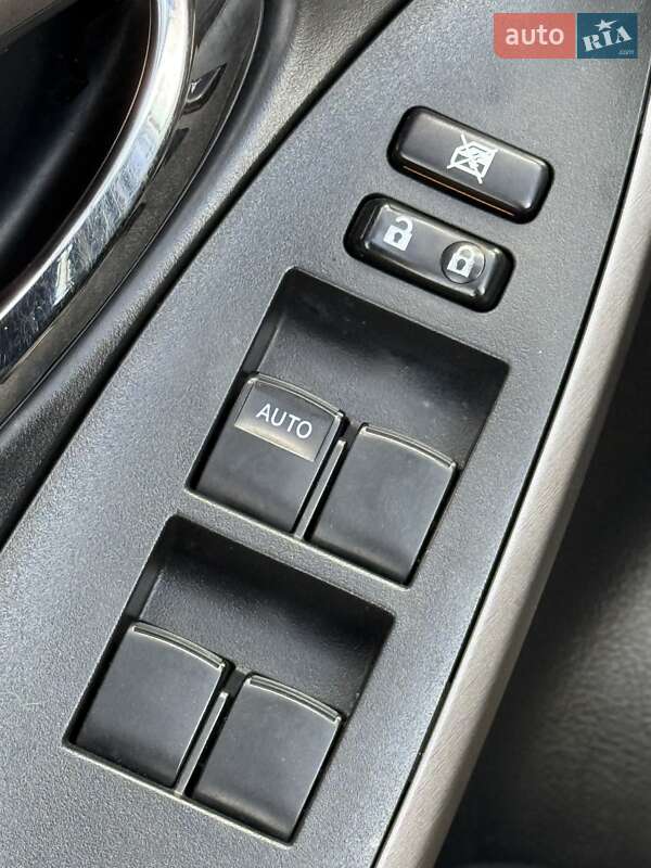 Внедорожник / Кроссовер Toyota RAV4 2007 в Киеве