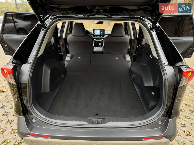 Внедорожник / Кроссовер Toyota RAV4 2023 в Киеве фото 47 Внедорожник / Кроссовер Toyota RAV4 2023 в Киеве