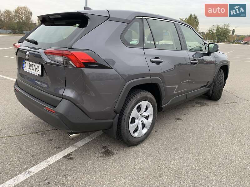 Внедорожник / Кроссовер Toyota RAV4 2020 в Киеве фото 5 Внедорожник / Кроссовер Toyota RAV4 2020 в Киеве