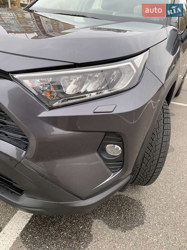 Внедорожник / Кроссовер Toyota RAV4 2020 в Киеве фото 14 Внедорожник / Кроссовер Toyota RAV4 2020 в Киеве