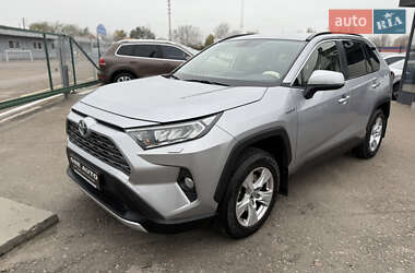 Внедорожник / Кроссовер Toyota RAV4 2019 в Киеве