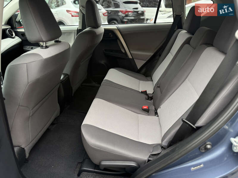 Внедорожник / Кроссовер Toyota RAV4 2013 в Одессе