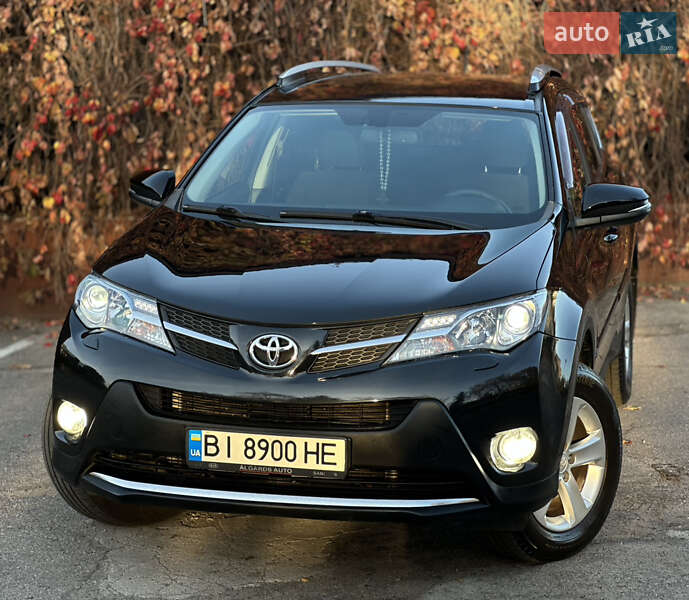 Внедорожник / Кроссовер Toyota RAV4 2013 в Кропивницком