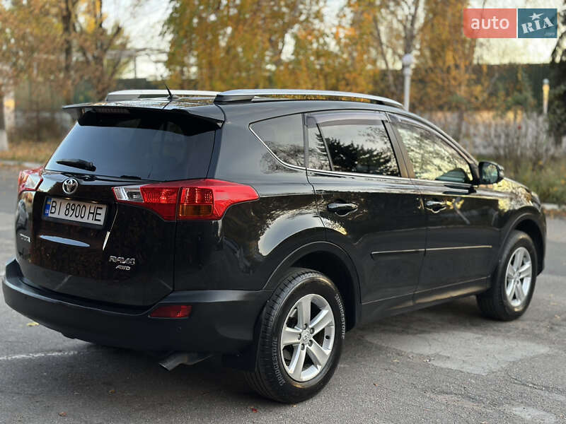 Внедорожник / Кроссовер Toyota RAV4 2013 в Кропивницком