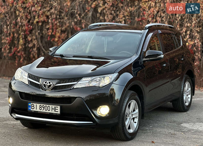 Внедорожник / Кроссовер Toyota RAV4 2013 в Кропивницком